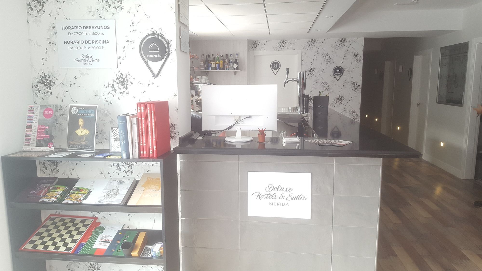 Deluxe Hostels & Suites Мерида Екстериор снимка